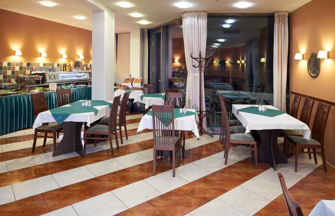 פראג Hotel Ankora מראה חיצוני תמונה