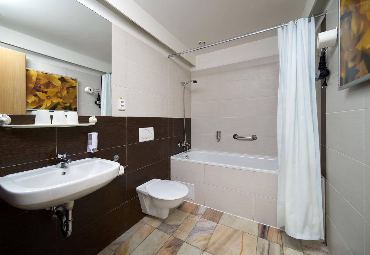 פראג Hotel Ankora מראה חיצוני תמונה