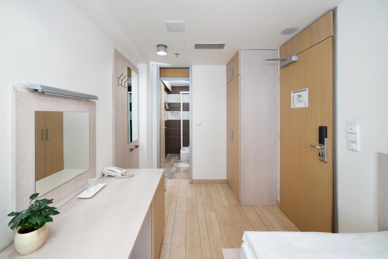 פראג Hotel Ankora מראה חיצוני תמונה
