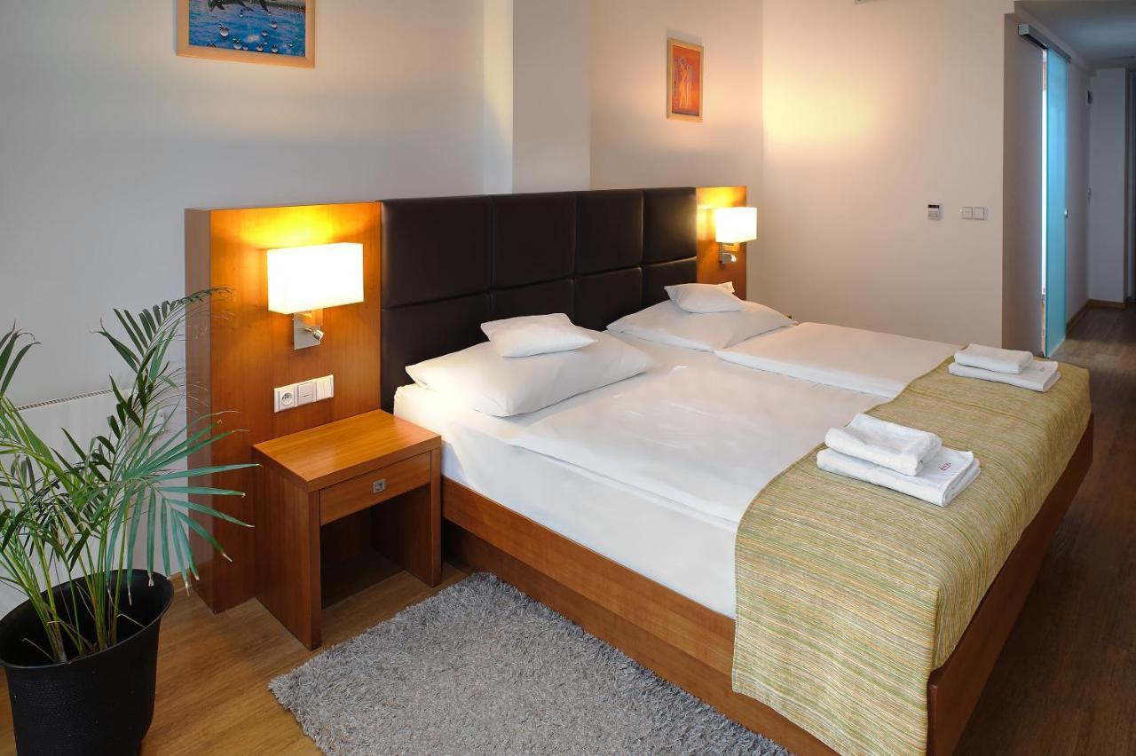 פראג Hotel Ankora מראה חיצוני תמונה