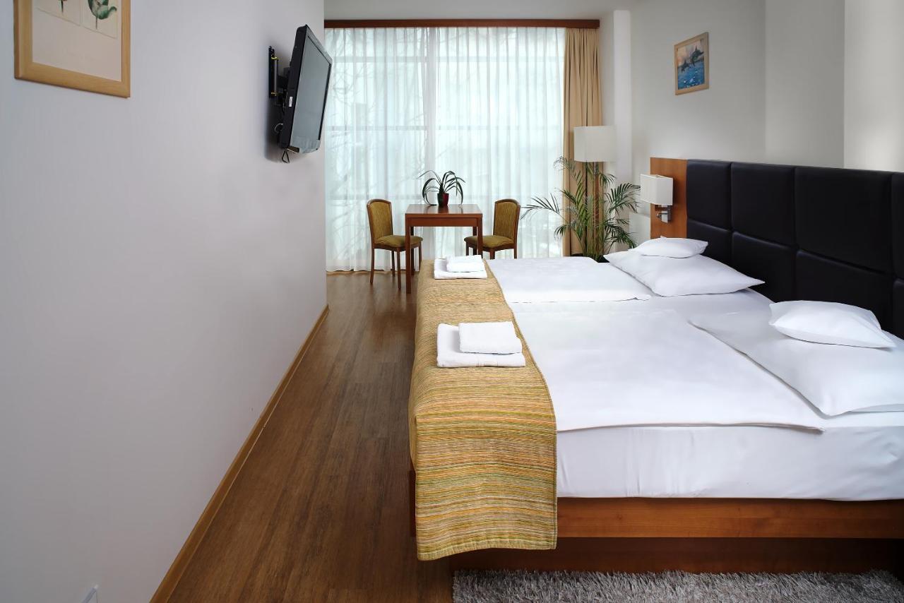 פראג Hotel Ankora מראה חיצוני תמונה