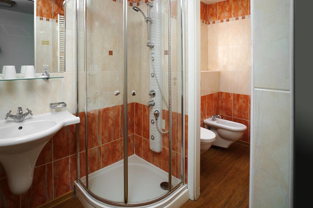 פראג Hotel Ankora מראה חיצוני תמונה